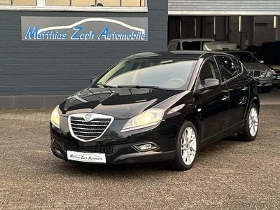 Gebraucht Lancia Delta 120 PS (88 kW) 2011 Schwarz Kleinwagen