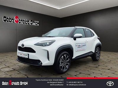 Weiß Neu 2025 Toyota Yaris Hybrid Limousine | 30.370 € (Fairer Preis)