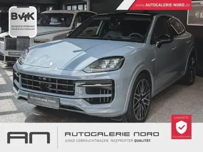 Gebraucht Porsche Cayenne Sport 519 PS (381 kW) 2025 Grau SUV
