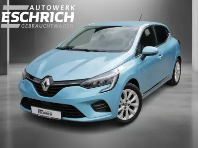 Używany Renault Clio V Intens 91 KM (66 kW) 2021 Niebieski Sedan/Limuzyna