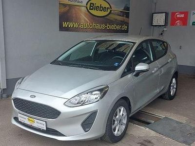 Gebraucht Ford Fiesta Trend 101 PS (74 kW) 2017 Silber Limousine