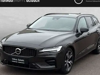 Usata Volvo V60 Plus 197 CV (144 kW) 2024 Grigio Station wagon