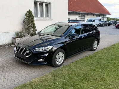 Gebraucht Ford Mondeo Business Edition 150 PS (110 kW) 2019 Schwarz Kombi