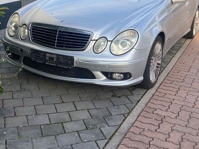 Mercedes E240