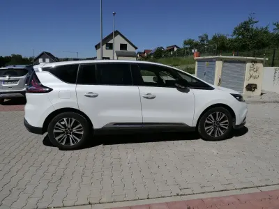Gebraucht Renault Espace Initiale Paris 160 PS (117 kW) 2017 Weiß Van / Kleinbus
