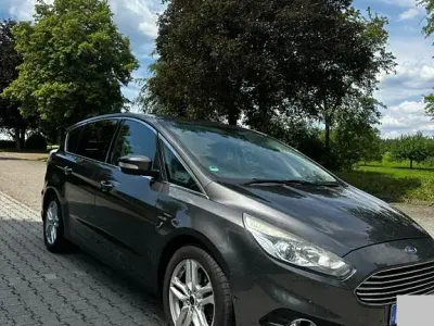 Gebraucht Ford S-MAX Titanium 211 PS (155 kW) 2016 Grau Van / Kleinbus