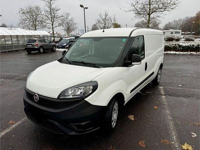 Weiß Gebraucht 2018 Fiat Doblò Van / Kleinbus | 10.000 € (Fairer Preis)