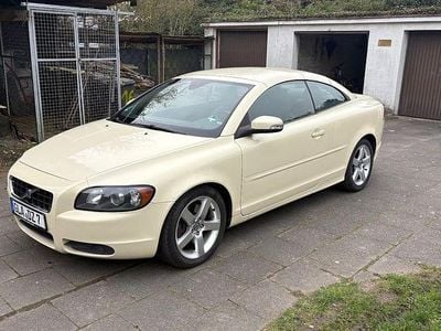 Usado Volvo C70 Momentum 136 HP (100 kW) 2008 Cabrios