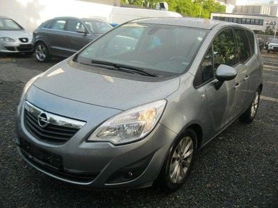 Gebraucht Opel Meriva Active 120 PS (88 kW) 2013 Silber Van / Kleinbus