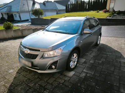 Gebraucht Chevrolet Cruze 140 PS (102 kW) 2013 Grau Kombi