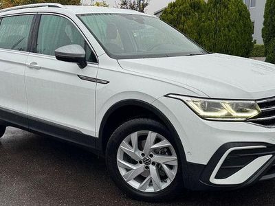 Weiß Gebraucht 2023 VW Tiguan Allspace Life SUV | 21.999 € (Fairer Preis)