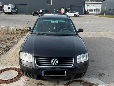 Gebraucht VW Passat 101 PS (74 kW) 2003 Schwarz Kombi