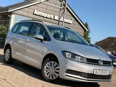 Gebraucht VW Touran 150 PS (110 kW) 2018 Silber Van / Kleinbus