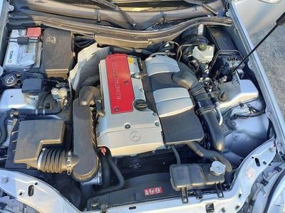 Usata Mercedes SLK200 163 CV (119 kW) 2004 Argento Cabrio