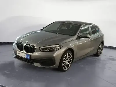 Gebraucht BMW 118 Sport Line 136 PS (100 kW) 2023 Grau Limousine