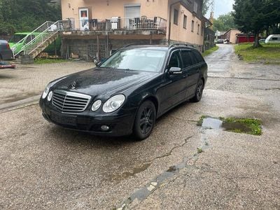 Mercedes E220