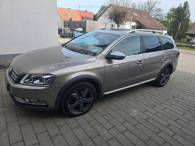 Usata VW Passat Alltrack 170 CV (125 kW) 2012 Marrone Station wagon