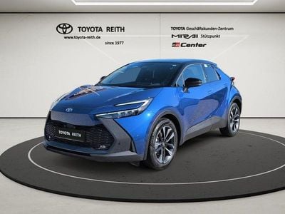 Neu Toyota C-HR 99 PS (72 kW) 2026 Dark blue mica (8n8)/ black (2 SUV