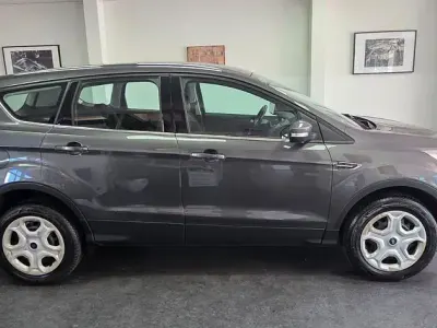 Usata Ford Kuga Trend 120 CV (88 kW) 2019 Grigio SUV