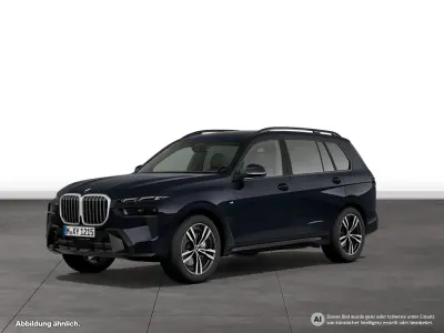 Gebraucht BMW X7 M Sport 340 PS (250 kW) 2026 Schwarz SUV