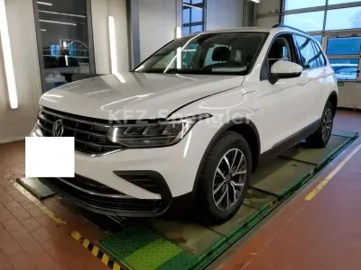 Gebraucht VW Tiguan Life 245 PS (180 kW) 2022 Weiß SUV