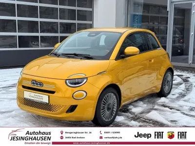 Neu Fiat 500 65 PS (47 kW) 2026 Gelb Limousine
