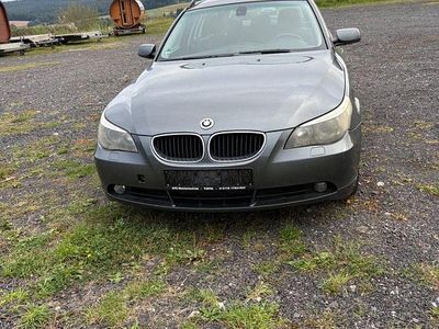 BMW 525