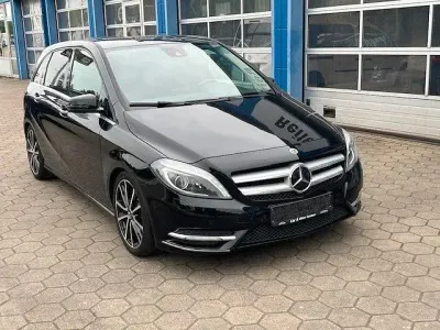 Używany Mercedes B200
