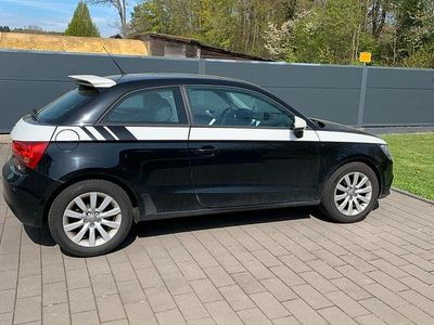 Second-hand Audi A1 86 CP (63 kW) 2011 Negru Hatchback