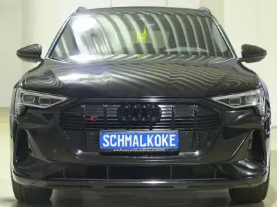 Gebraucht Audi e-tron S-Line 230 kW (313 PS) 2022 Brillantschwarz SUV