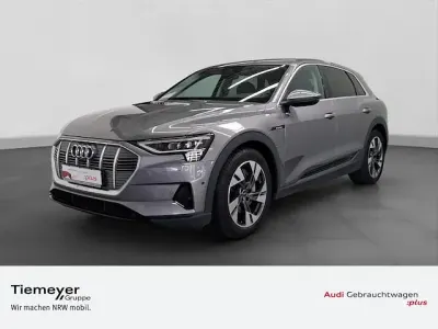 Gebraucht Audi e-tron 230 kW (313 PS) 2022 Taifungrau metallic SUV