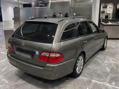 Gebraucht Mercedes E220 Elegance 170 PS (125 kW) 2007 Beige Kombi