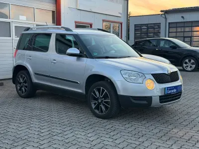 Gebraucht Skoda Yeti Ambition 105 PS (77 kW) 2013 Silber SUV
