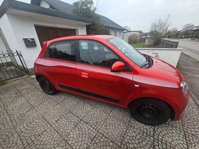 Usata Renault Twingo Experience 71 CV (52 kW) 2016 Rosso Utilitaria