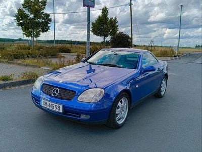 Blau Gebraucht 1998 Mercedes SLK200 Cabrio | 3.699 € (Etwas zu teuer)
