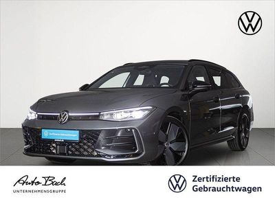 Gebraucht VW Passat R-line 193 PS (141 kW) 2024 Diabasgrau metallic Kombi