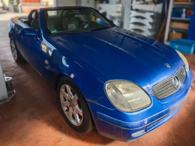 Gebraucht Mercedes SLK230 194 PS (142 kW) 1999 Blau Cabrio