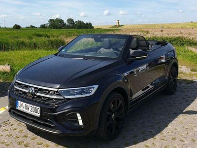 Gebraucht VW T-Roc Cabriolet R-line 150 PS (110 kW) 2022 Deep black schwarz (metallic) Cabrio