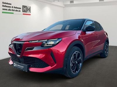 Gebraucht Alfa Romeo GT Junior Edizione Speciale 114 kW (156 PS) 2025 Rot Limousine