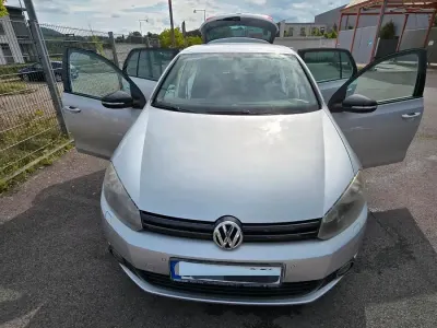 Gebraucht VW Golf VII Match 105 PS (77 kW) 2012 Grau Limousine
