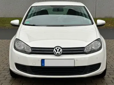 Gebraucht VW Golf VI Comfortline 122 PS (89 kW) 2009 Weiß Kleinwagen