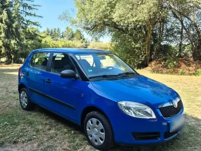 Gebraucht Skoda Fabia 69 PS (50 kW) 2009 Blau Limousine