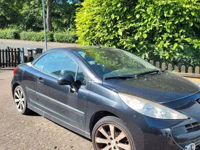 Gebraucht Peugeot 207 CC Sport 120 PS (88 kW) 2008 Schwarz Cabrio