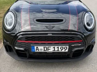Gebraucht Mini John Cooper Works 231 PS (169 kW) 2021 Schwarz Kleinwagen