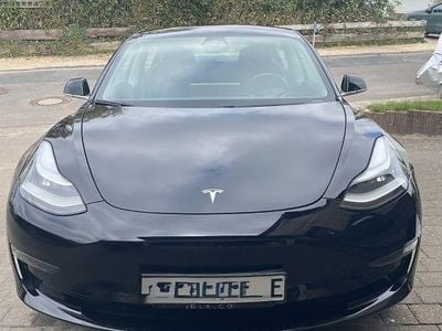 Gebraucht Tesla Model 3 253 kW (345 PS) 2019 Schwarz Limousine