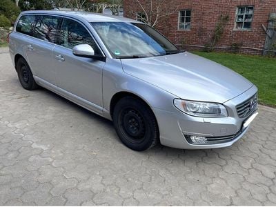 Gebraucht Volvo V70 Momentum 215 PS (158 kW) 2015 Silber Kombi