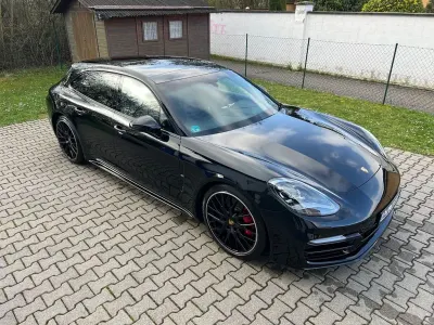 Gebraucht Porsche Panamera GTS Sport Turismo 460 PS (338 kW) 2019 Schwarz Kleinwagen
