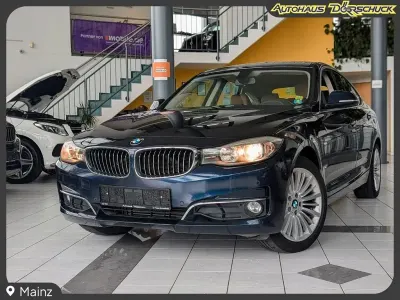 Gebraucht BMW 320 Luxury Line 184 PS (135 kW) 2015 Imperialblau brillanteffekt me Limousine