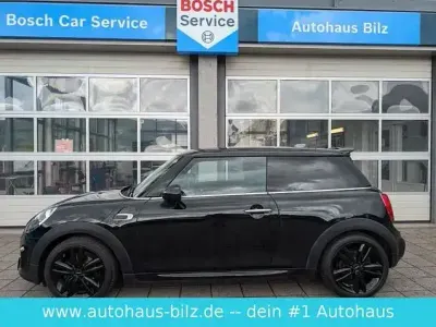 Gebraucht Mini John Cooper Works 136 PS (100 kW) 2018 Schwarz Kleinwagen
