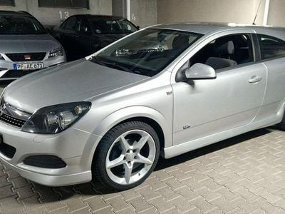 Opel Astra GTC